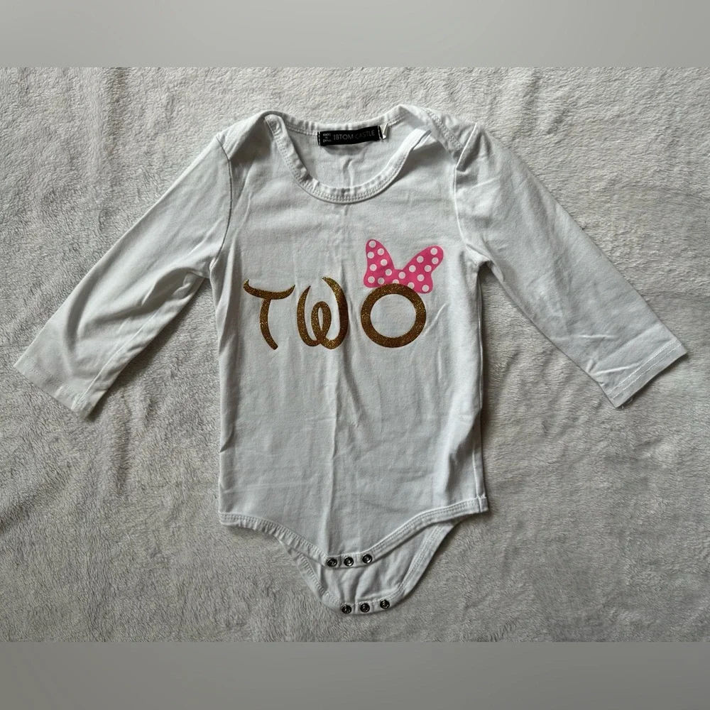 Ibtom Castle Gold Glitter Two Minnie Mouse Bow Birthday Bodysuit in White Size 2